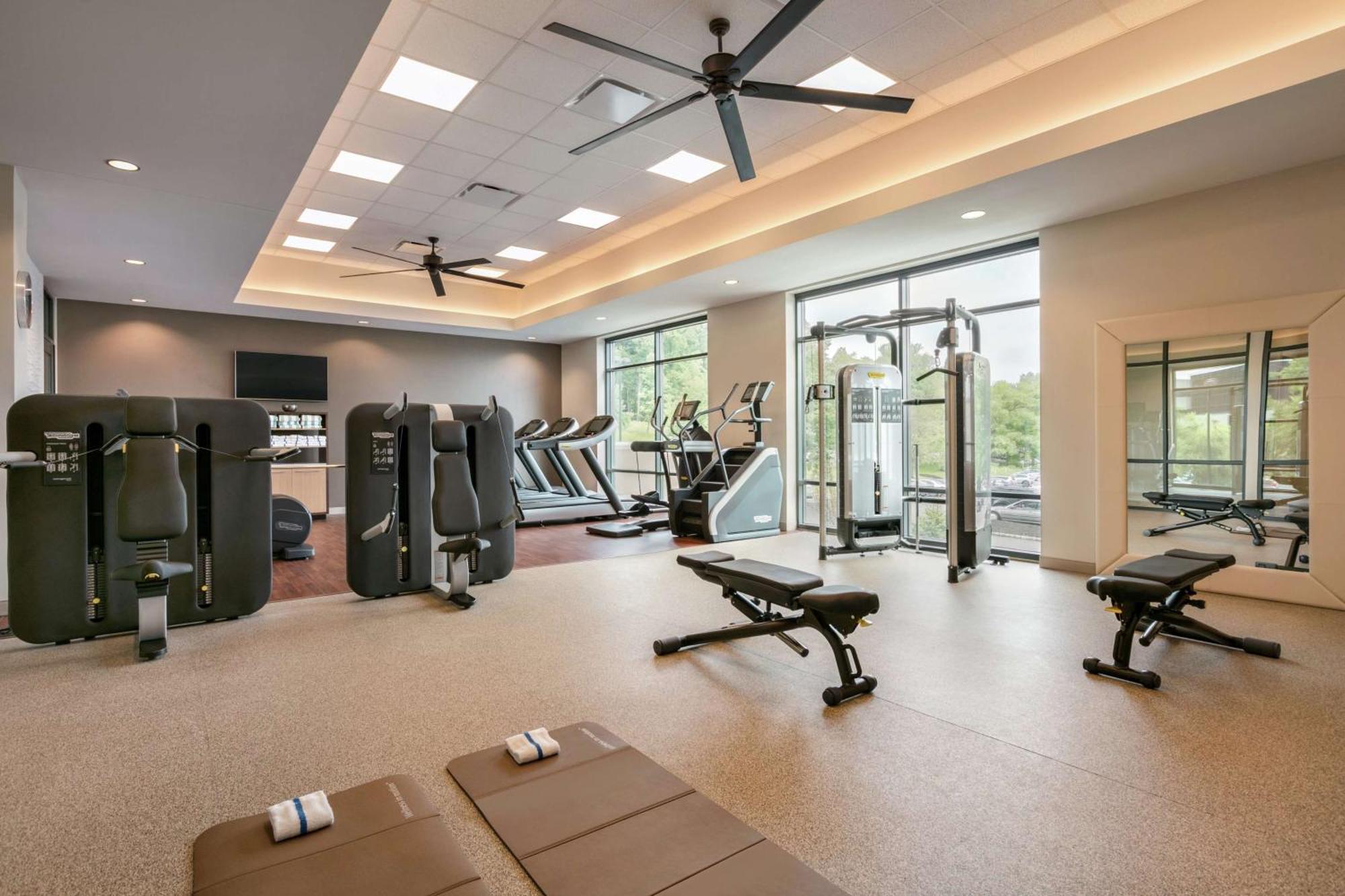 Embassy Suites By Hilton Berkeley Heights Esterno foto